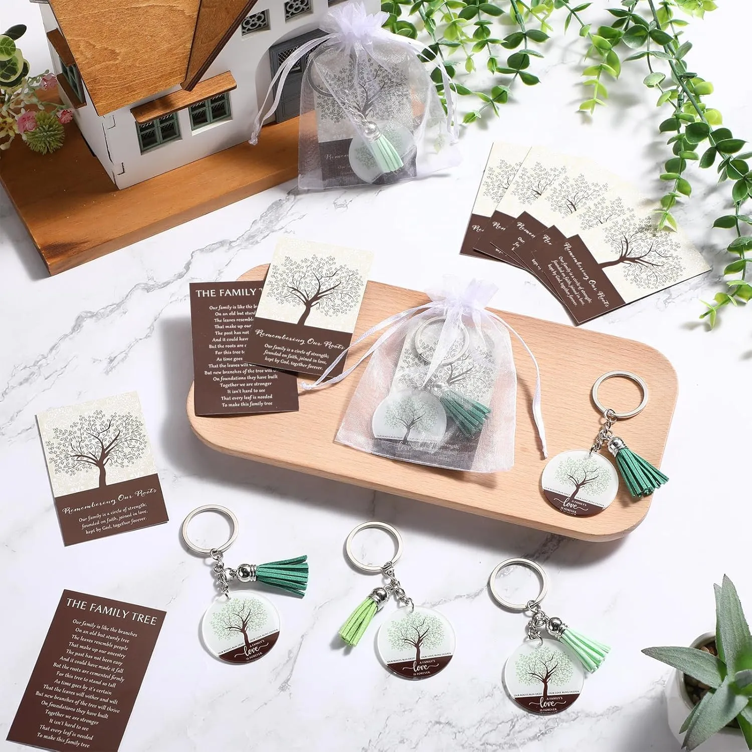 60 Sets Family Reunion Party Favors Family Tree Keychains with Tassel Remembering Our Roots Cards Bags for Family Gathering