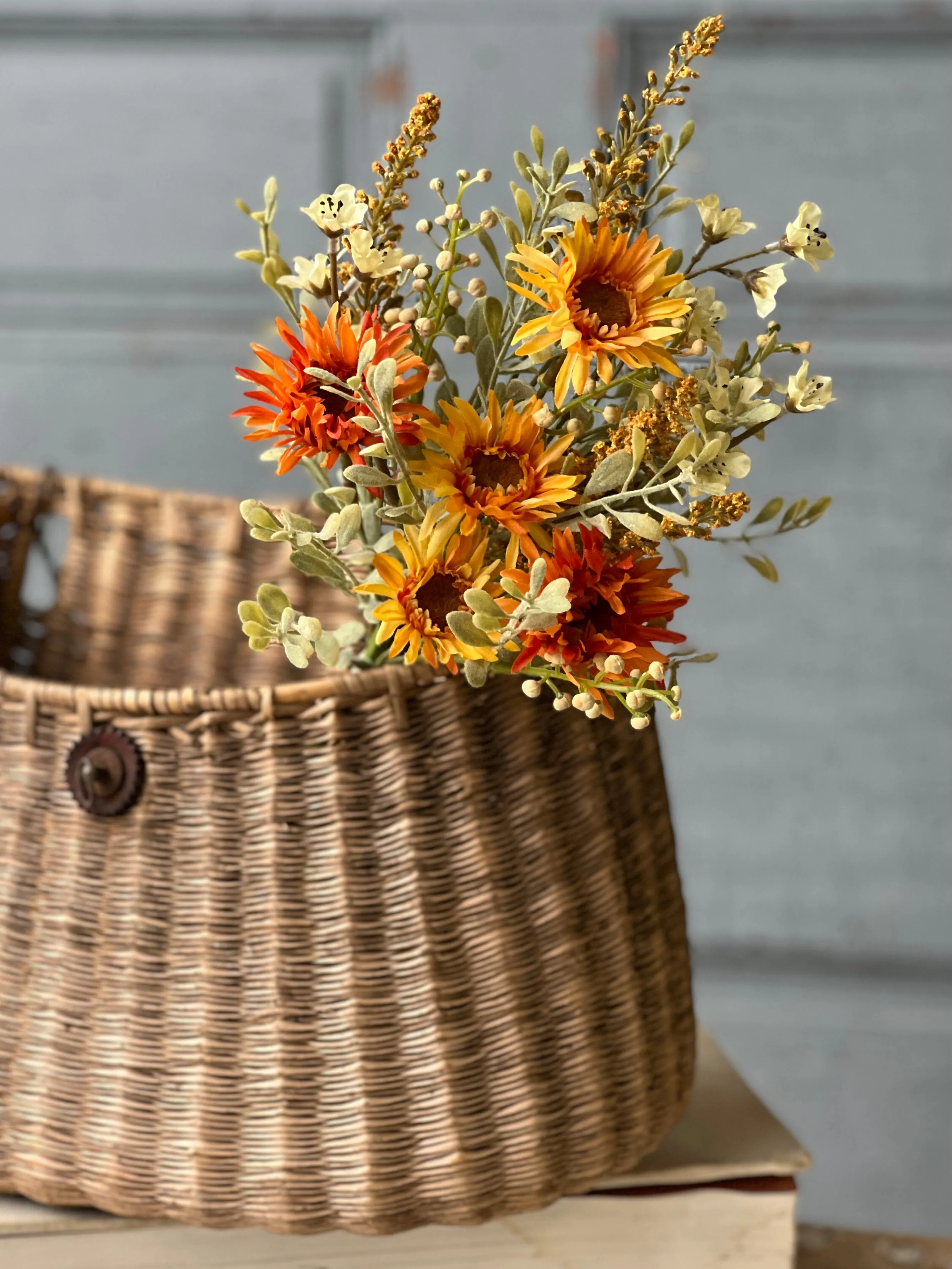 Autumn Embrace Bundle | 14" | NOT CURRENTLY IN STOCK-New For Holiday 2025!