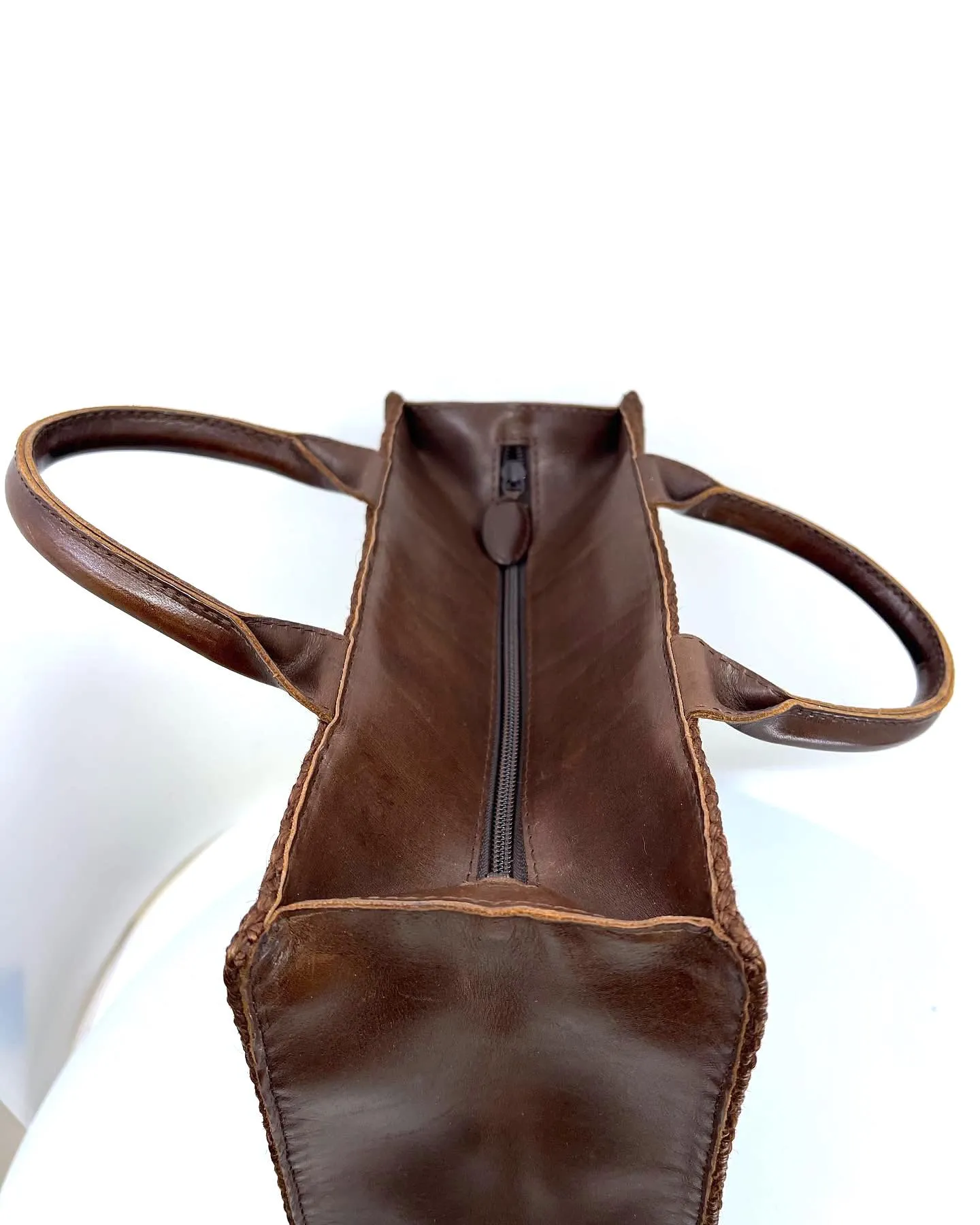 BOTTEGA VENETA WOVEN LEATHER JUTE TOTE BAG