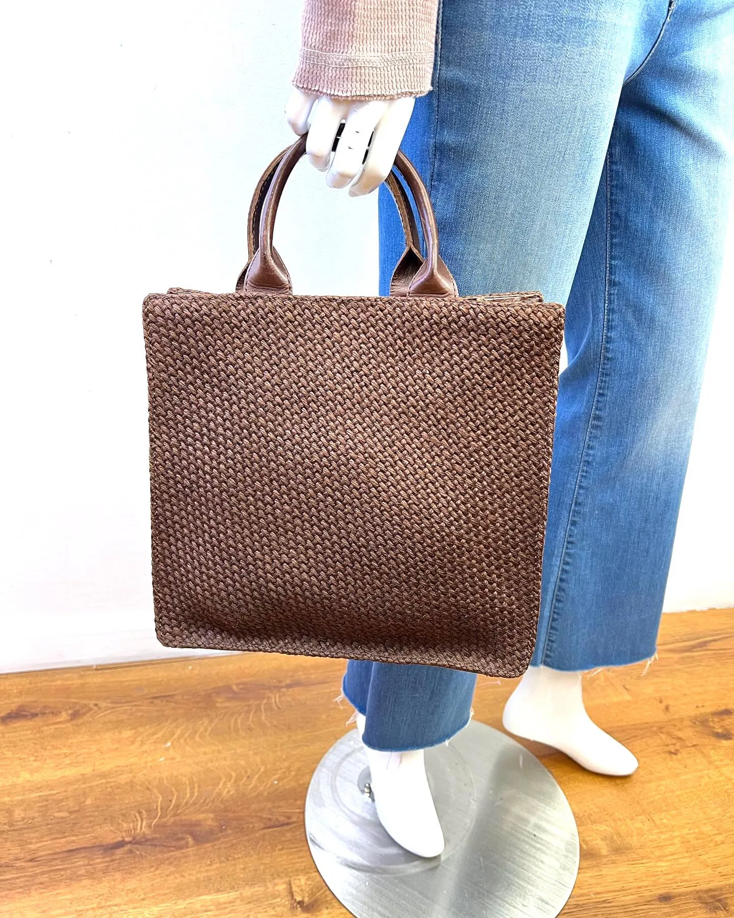 BOTTEGA VENETA WOVEN LEATHER JUTE TOTE BAG