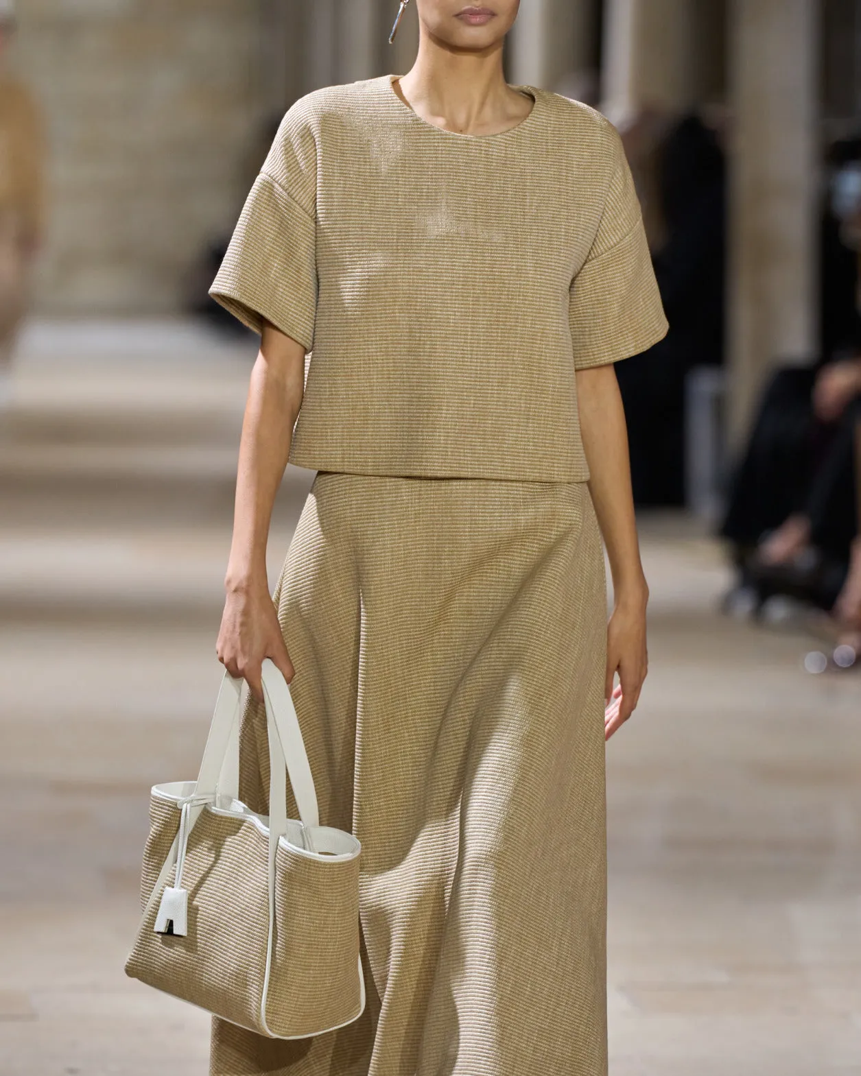 Boxy Blouse in Soft Cotton Raffia