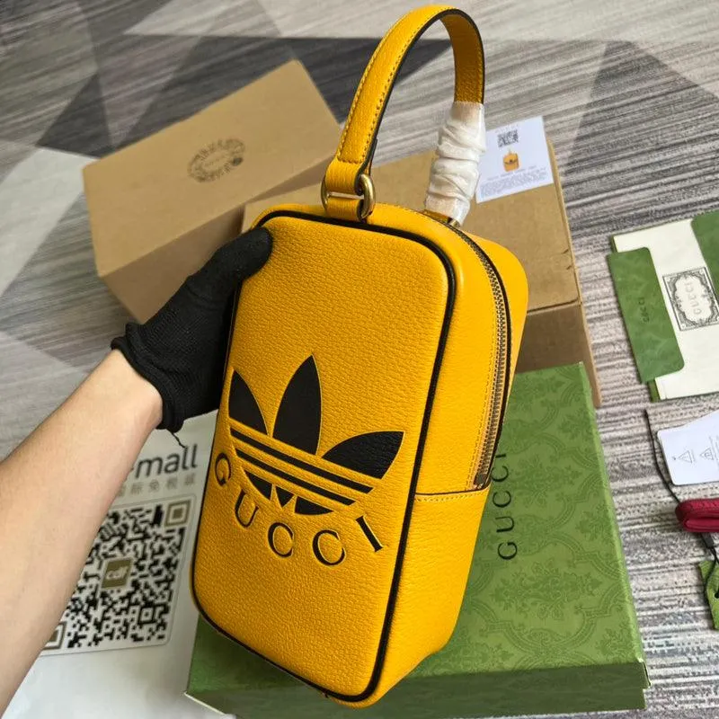 Charm - GG Bags - 1215
