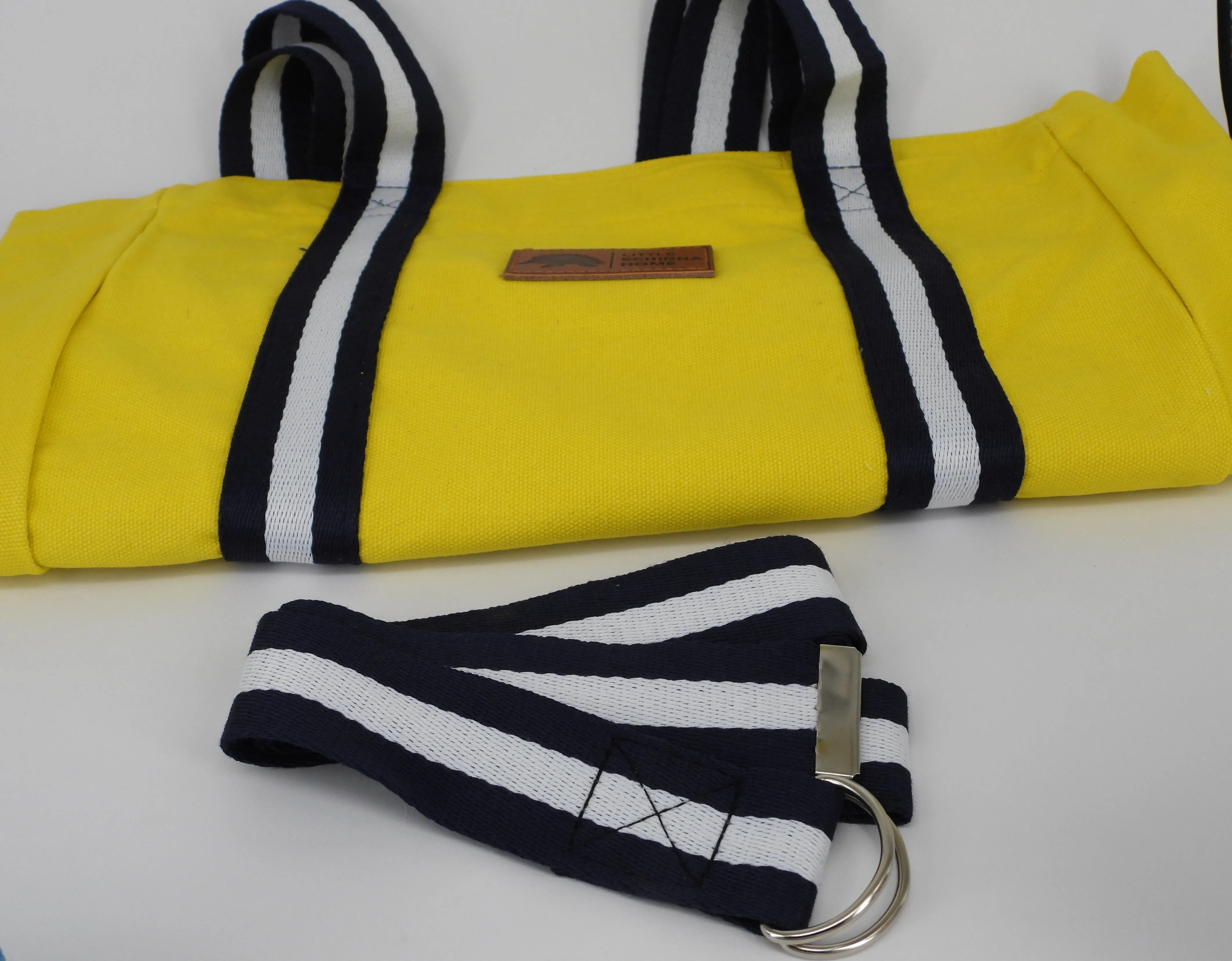 Christmas Tote Bundle - 'Poppy' Tote   matching belt