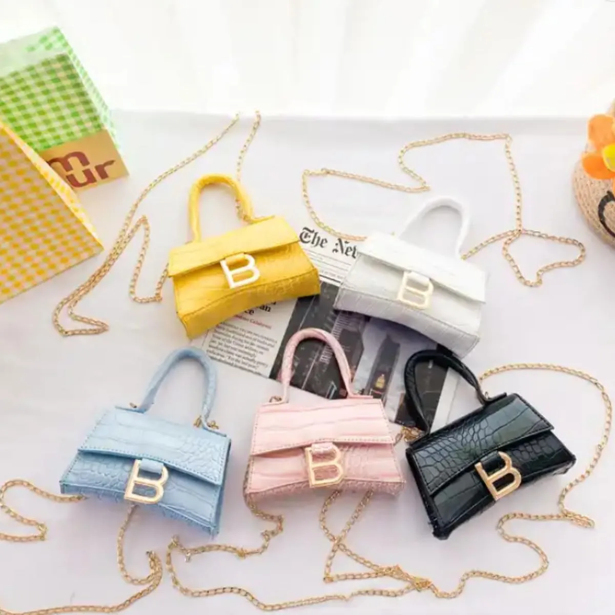 Fashion mini handbags with crocodile pattern