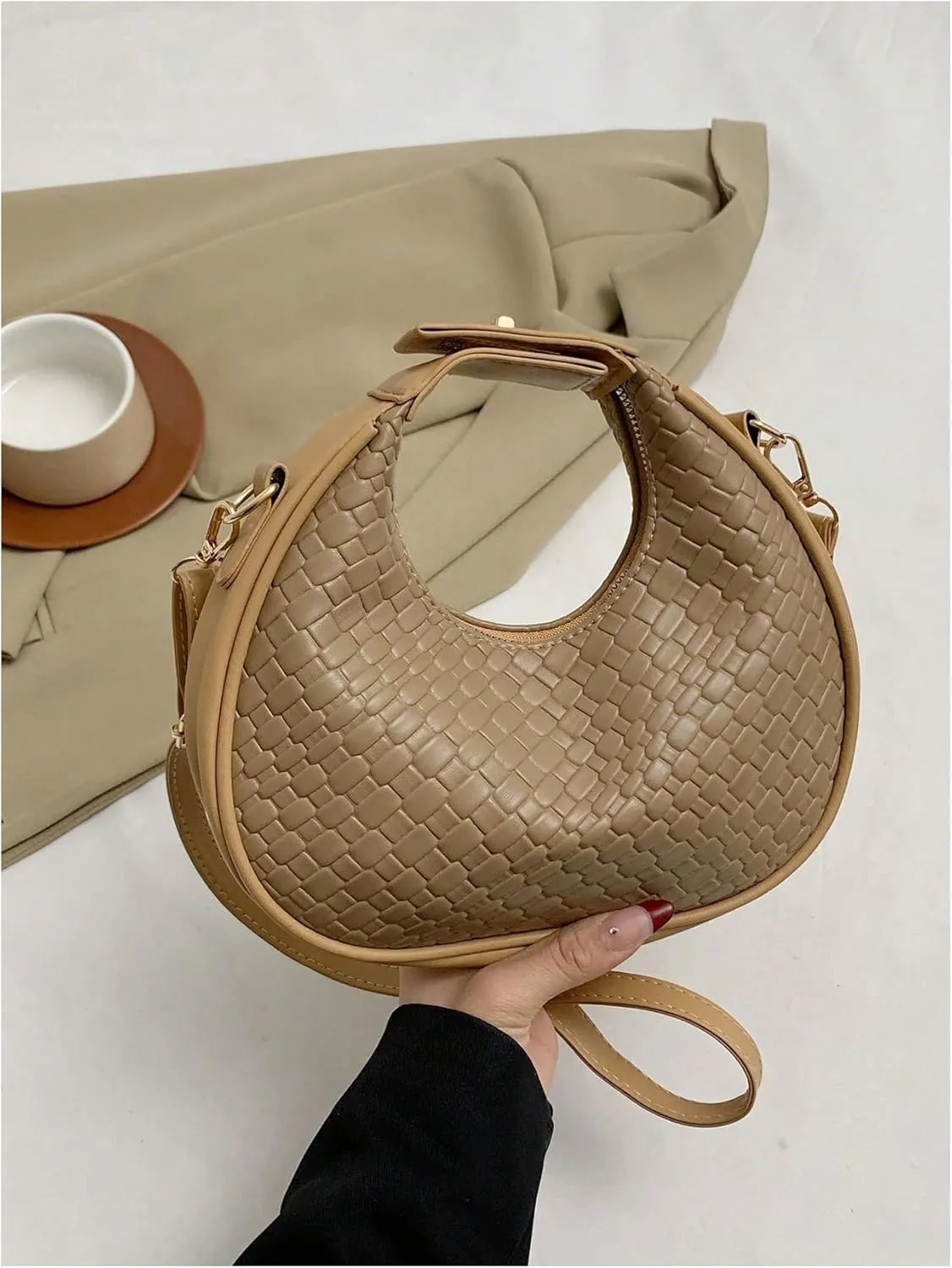Floerns Women's Crossbody Bag Leather Weave Small Handbag Retro Crescent Bag