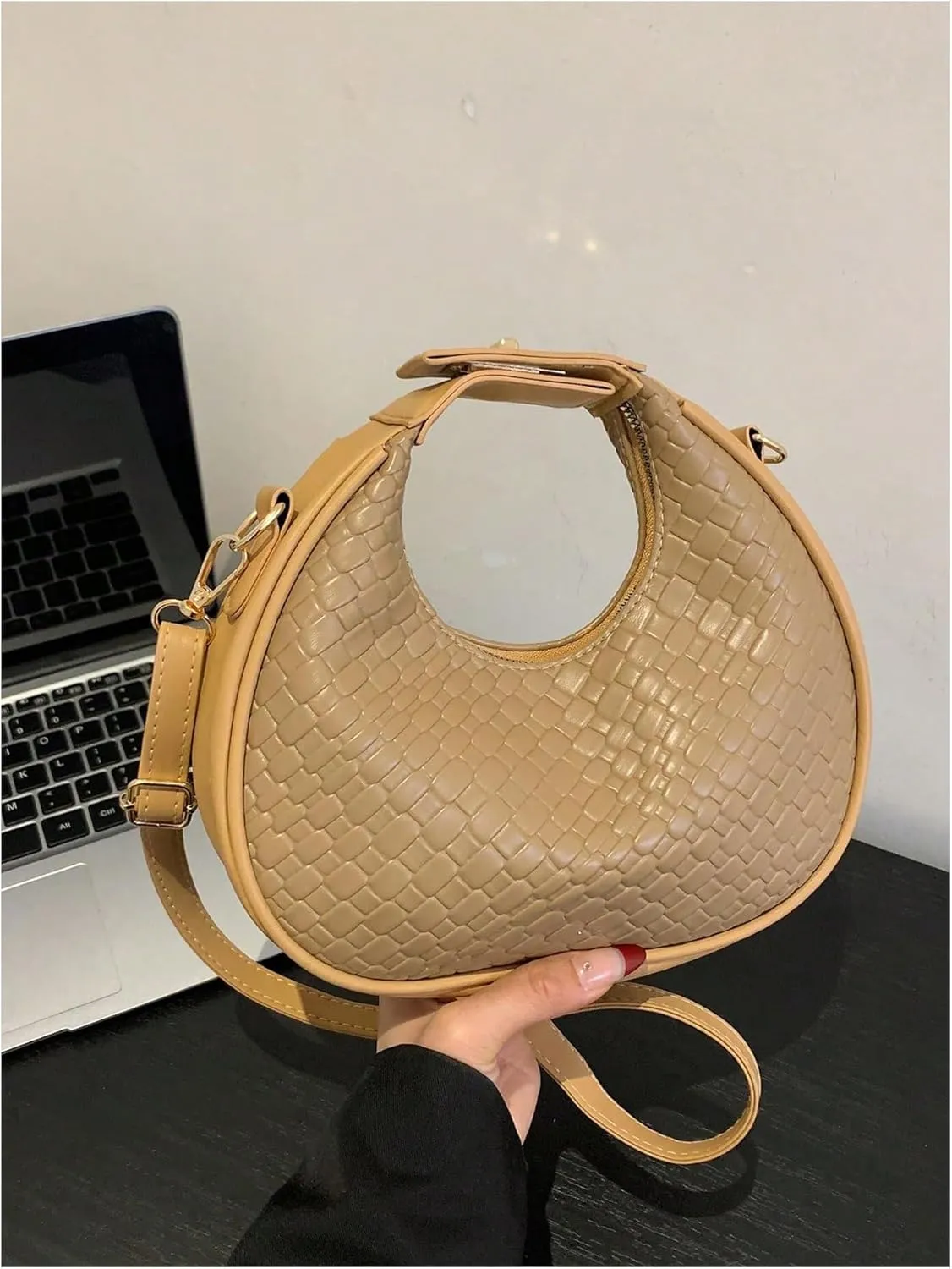 Floerns Women's Crossbody Bag Leather Weave Small Handbag Retro Crescent Bag
