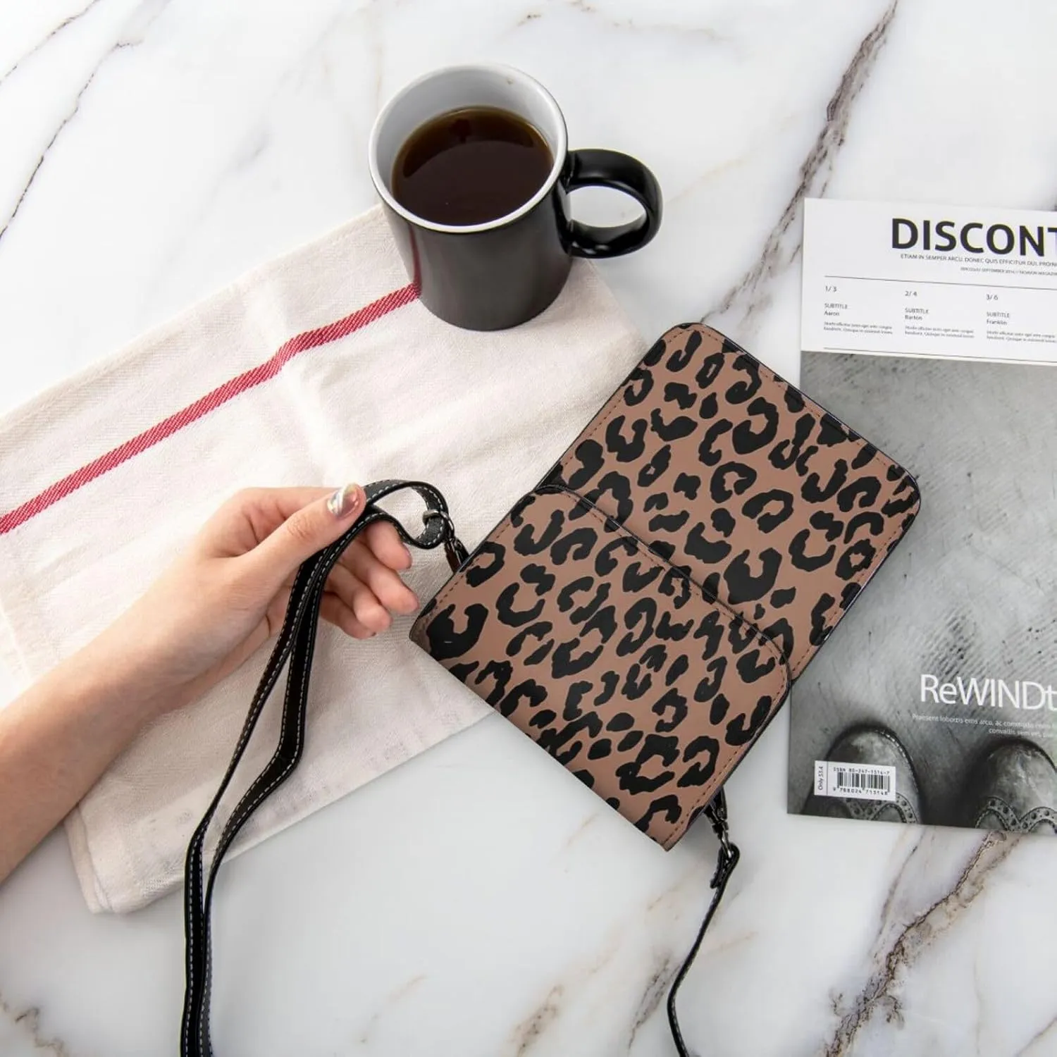 Hot Pinks Cheetah Aesthetic Leather Crossbody Phone Purse for Women Cute Wallet Bags Lightweight Mini Sling Bag