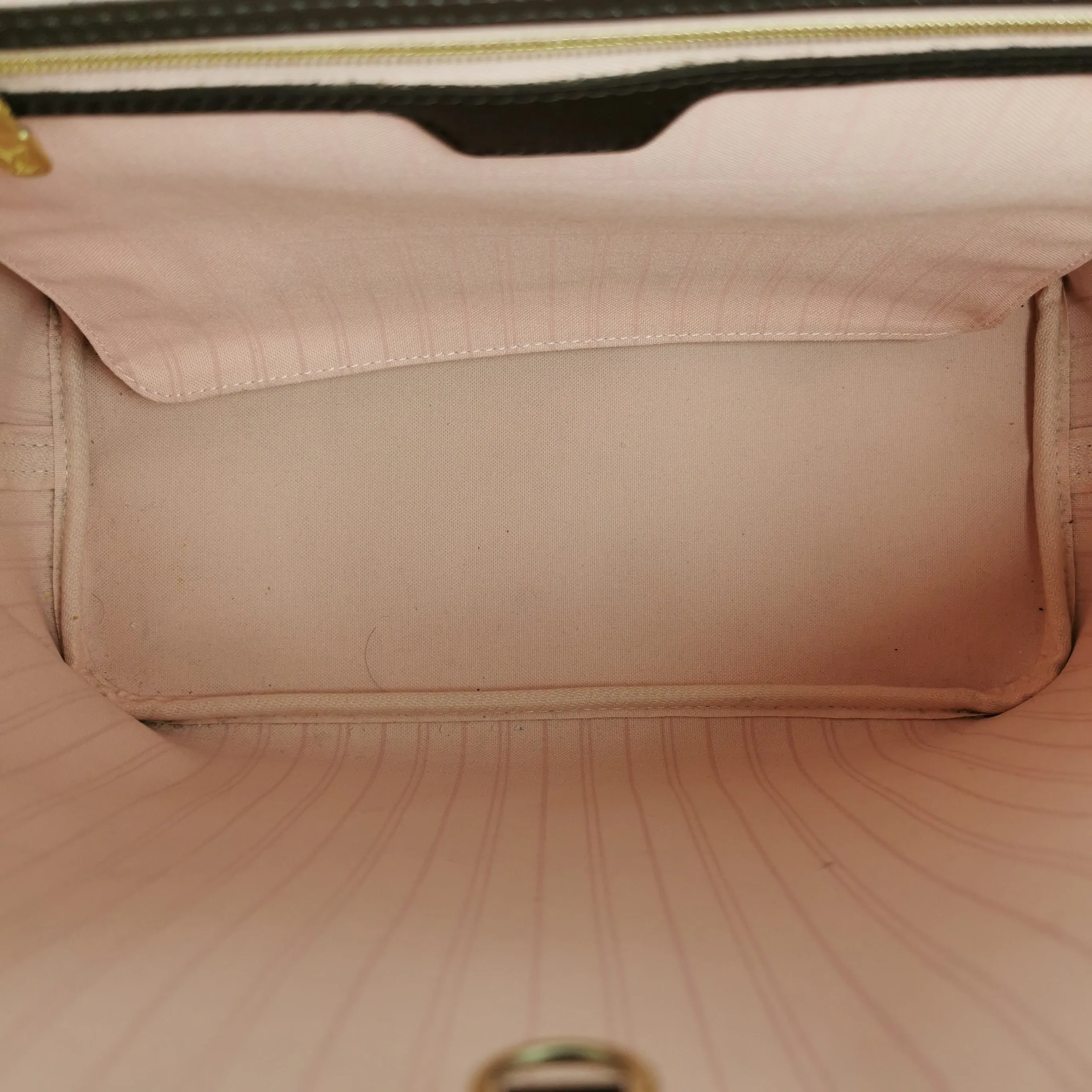 Louis Vuitton Neverfull MM Damier Ebene Canvas