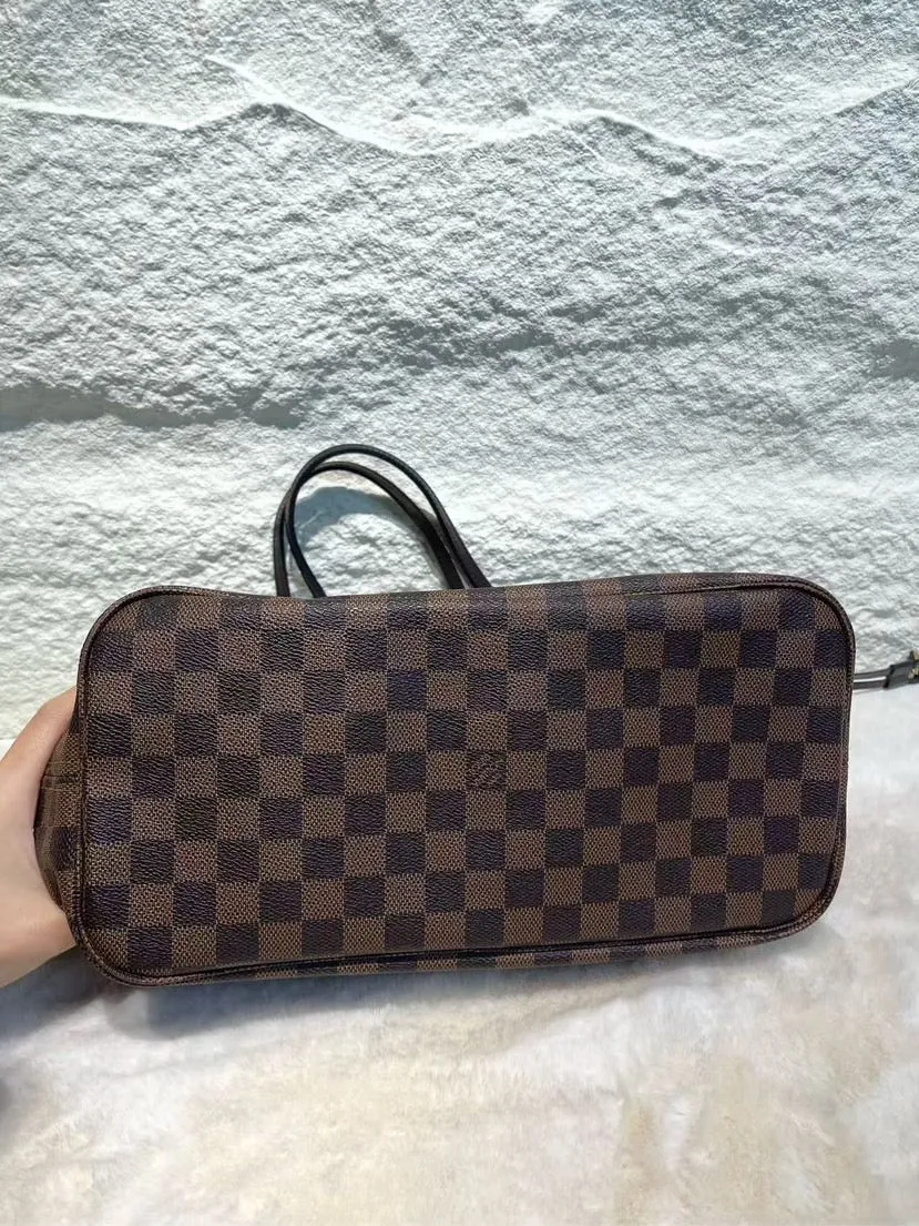 Louis Vuitton Neverfull MM Damier Ebene Shoulder Bag