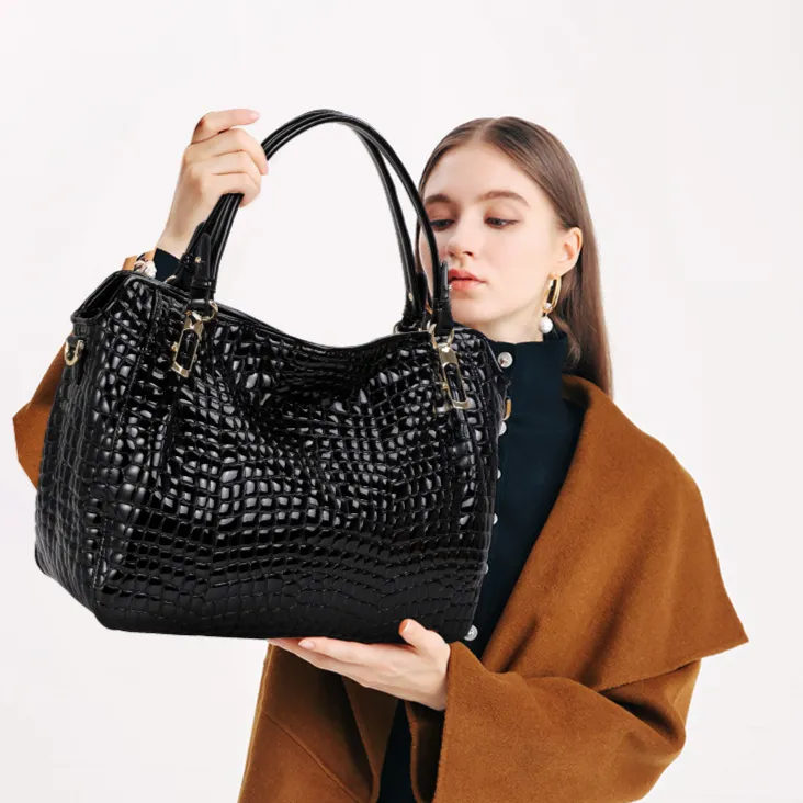 Luxury Crocodile Pattern Leather Tote Bag – Large Capacity Handbag