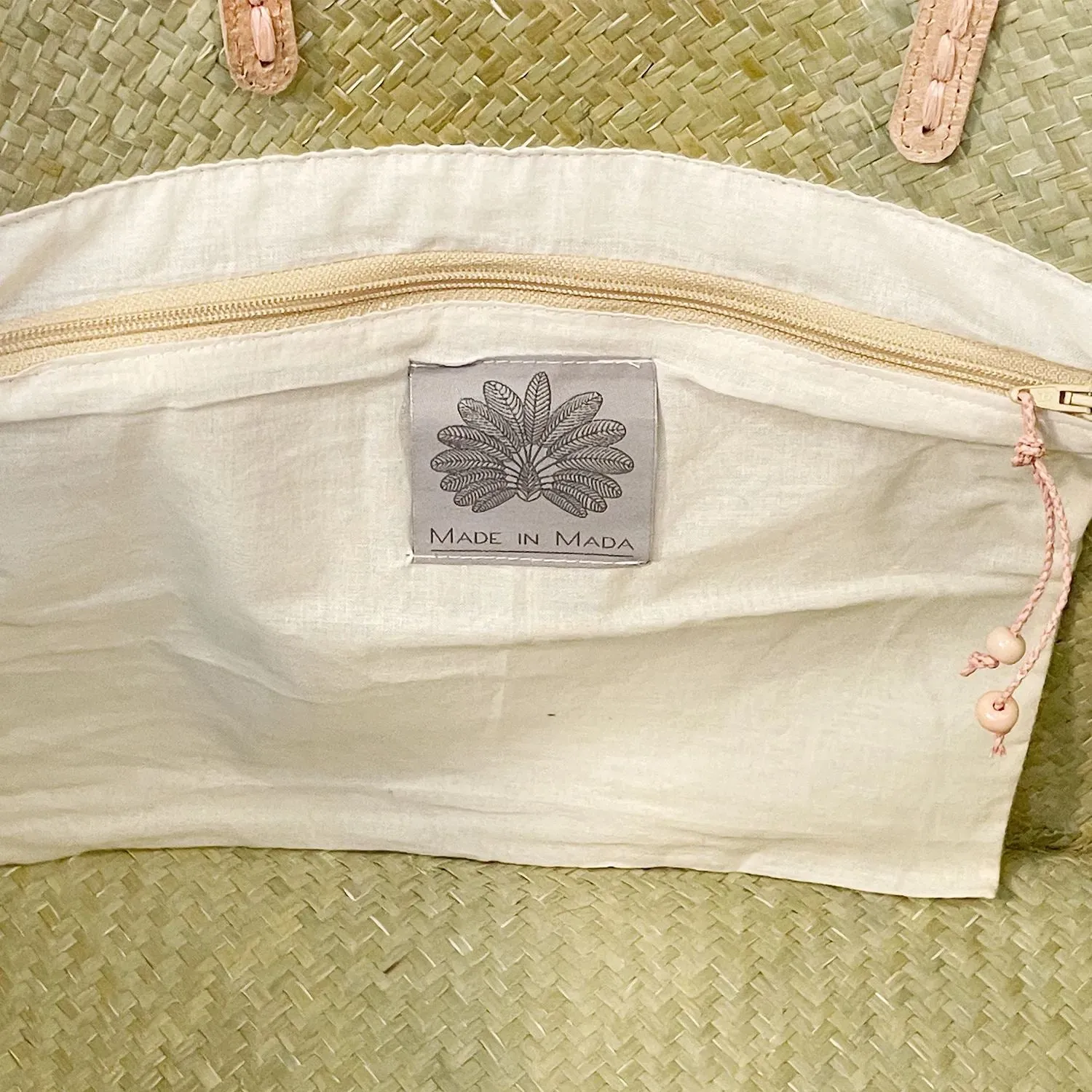 MADE IN MADA Penjy Mini Basket - Natural Silver