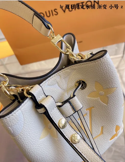 Mini Bucket Bags