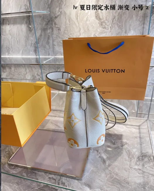 Mini Bucket Bags