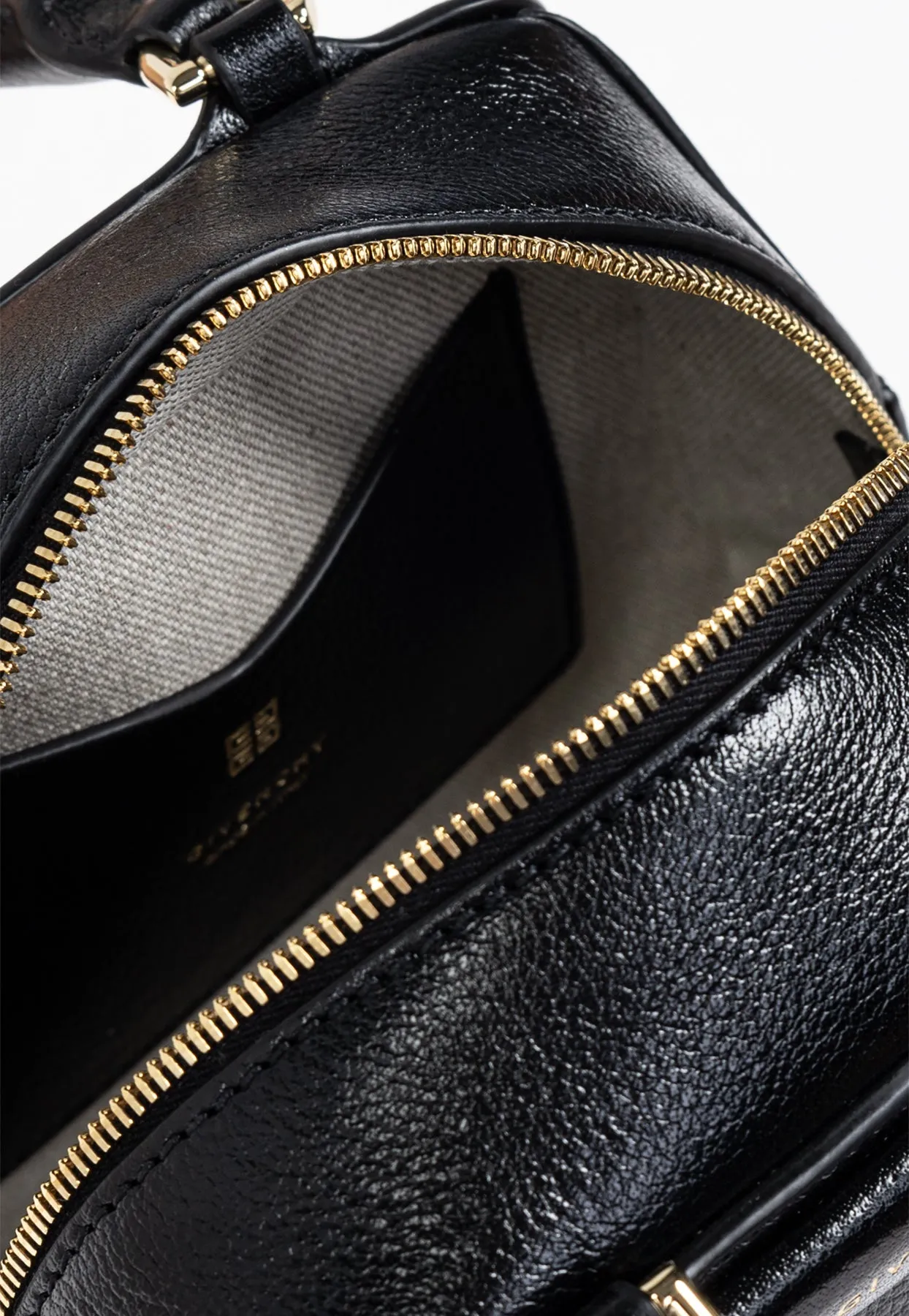 Nano Antigona Cube Leather Handbag