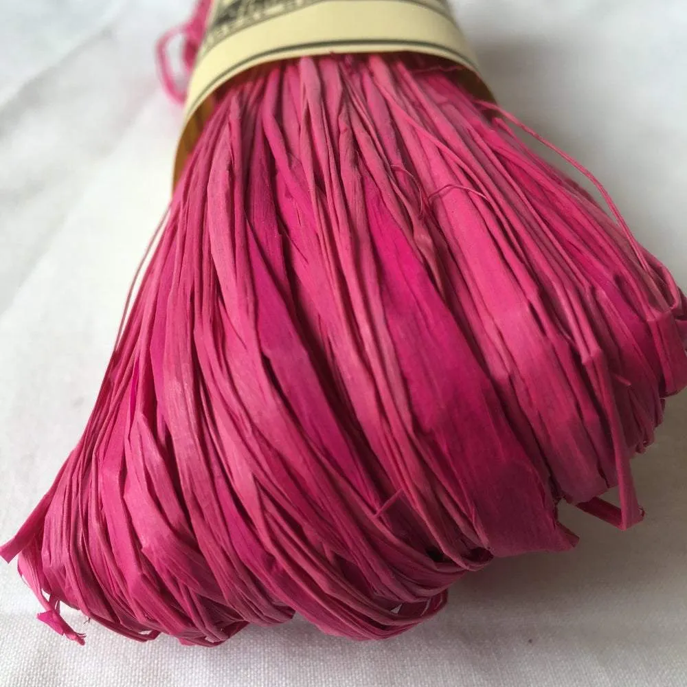 Nutscene Raffia 50g - Fuchsia