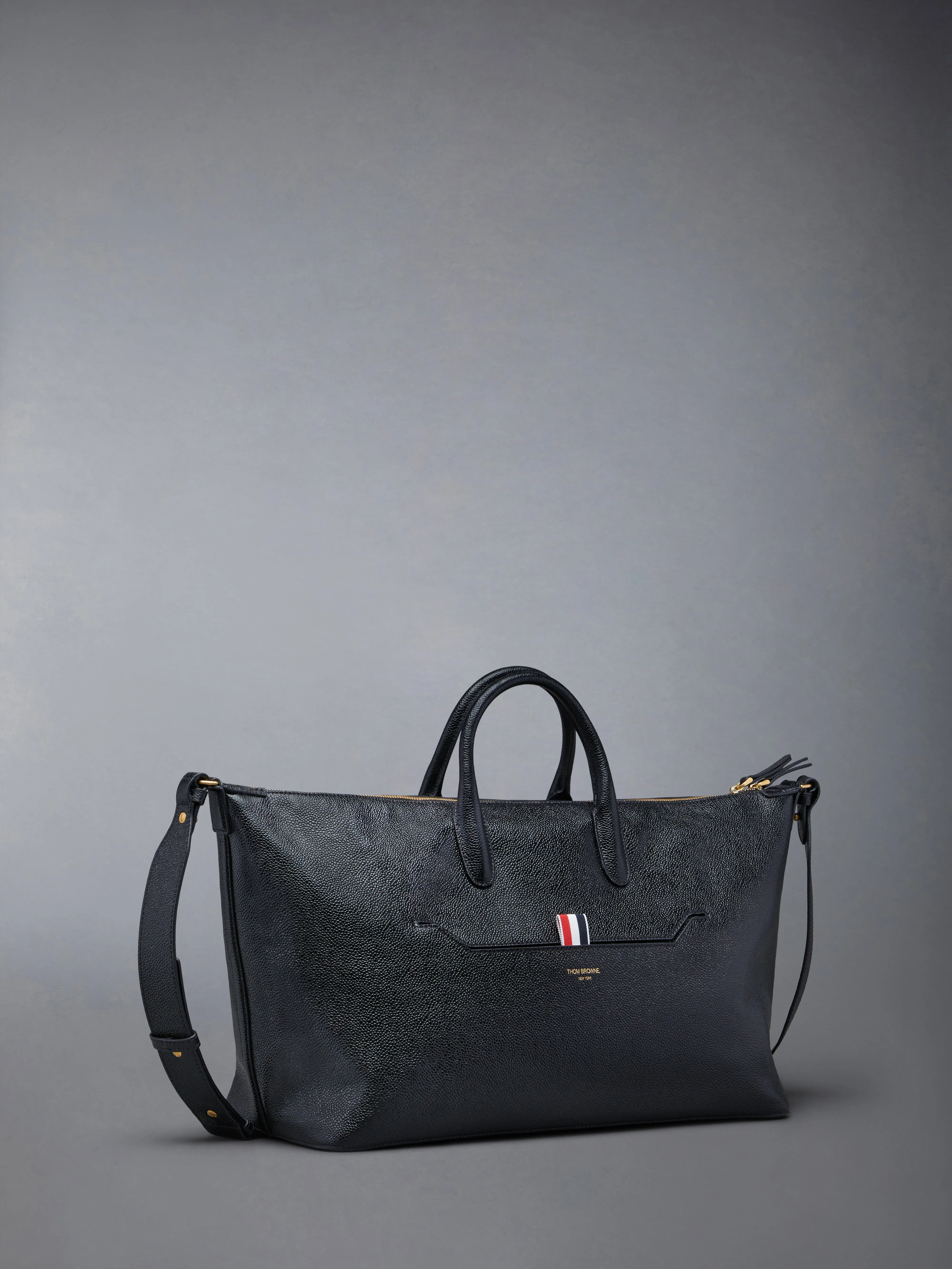 PEBBLE GRAIN MEDIUM DUFFLE