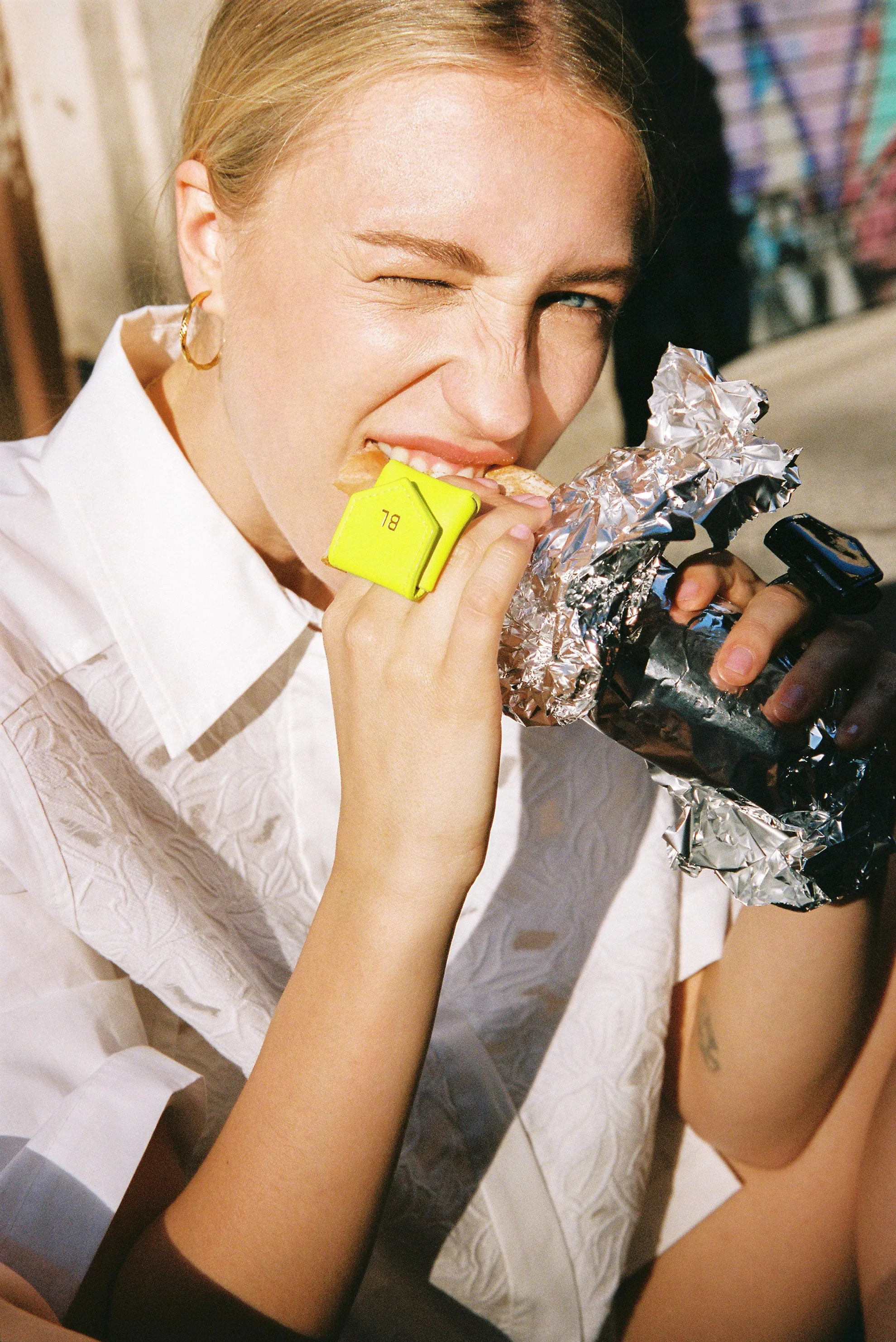 PILLS RING NEON YELLOW