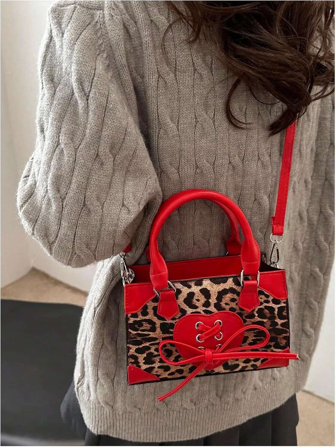 QWINEE Women's Leopard Print Top Handle Satchel Clutch Purse Bowknot Cheetah Square Handbag Crossbody Bag