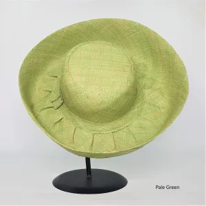 Raffia Curve Brim Hat in Pale Green Madagascan