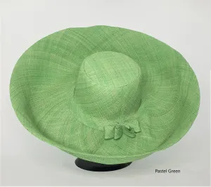 Raffia Curve Brim Hat Large Brim in Pastel Green Madagascan