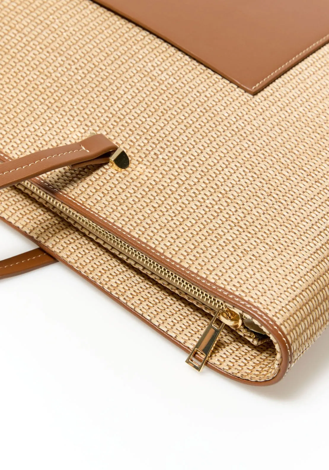 Raffia Pocket Bag - Camel