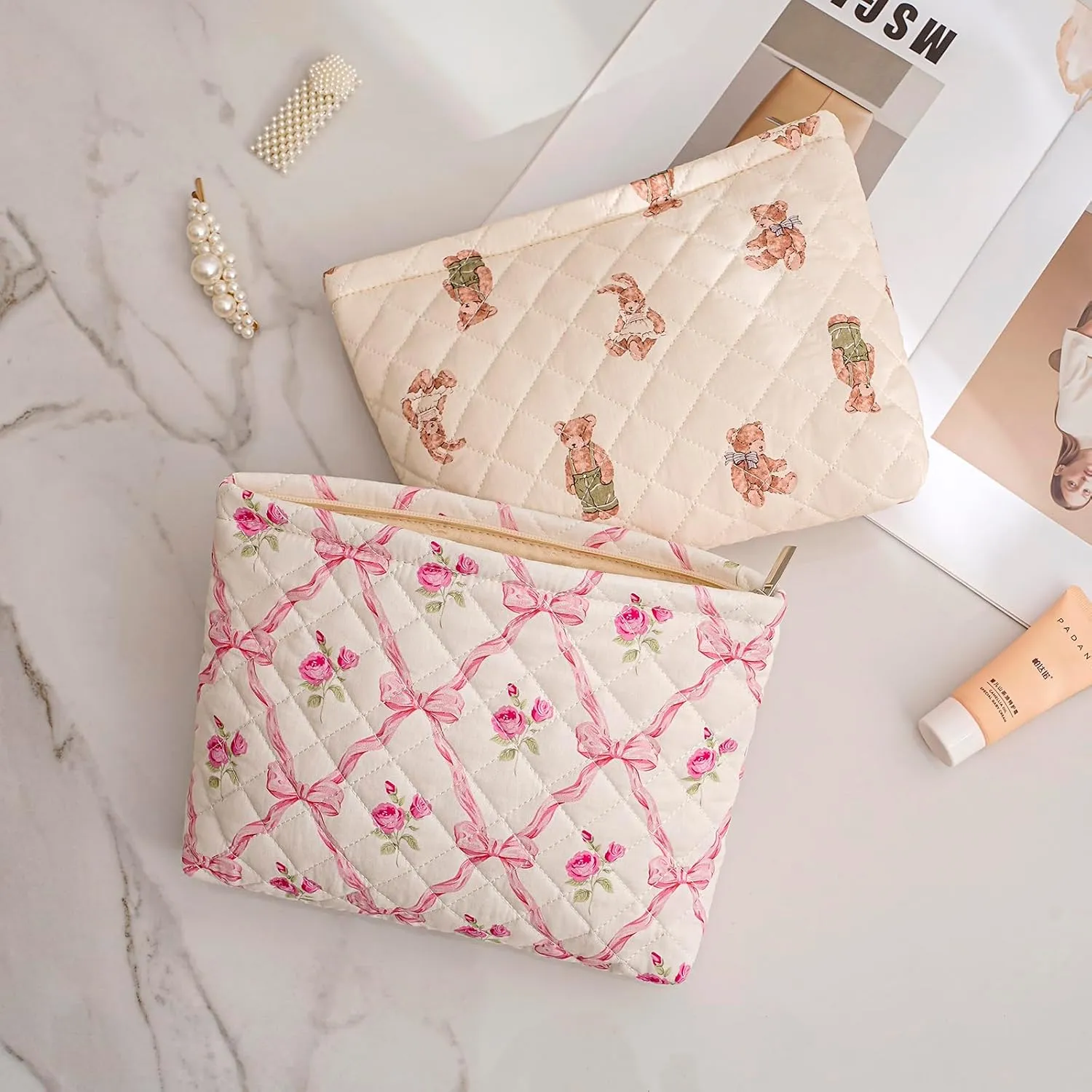 uekeboag Quilted Floral Cotton Makeup Pouch,Coquette Quilted Cosmetic Bag for Women and Girls, Aesthetic Organizer Bag, Flower Cute Travel Toiletry Bags(13White Bear)
