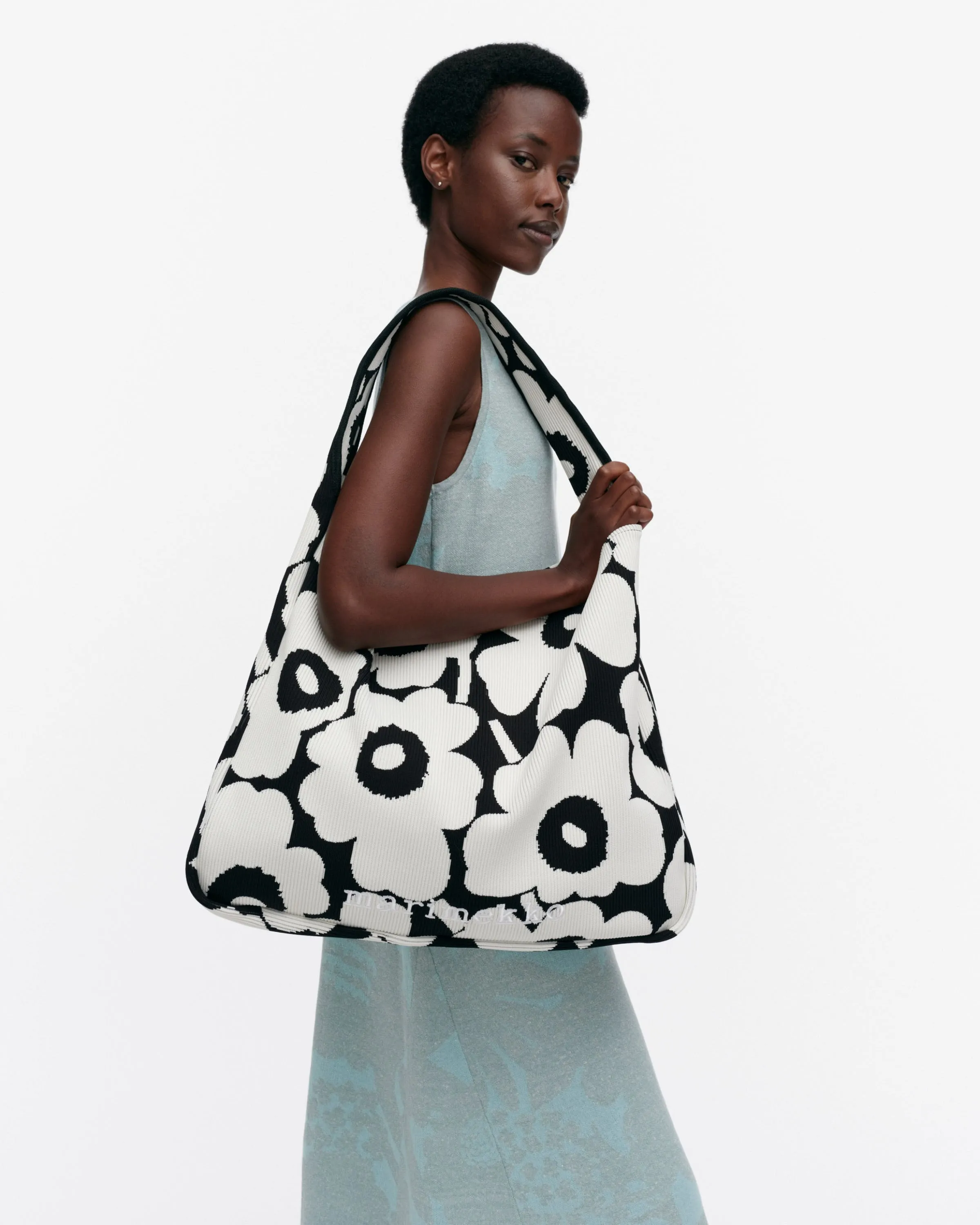 Unikko Large Knitted Shoulder Bag 40X48X10cm