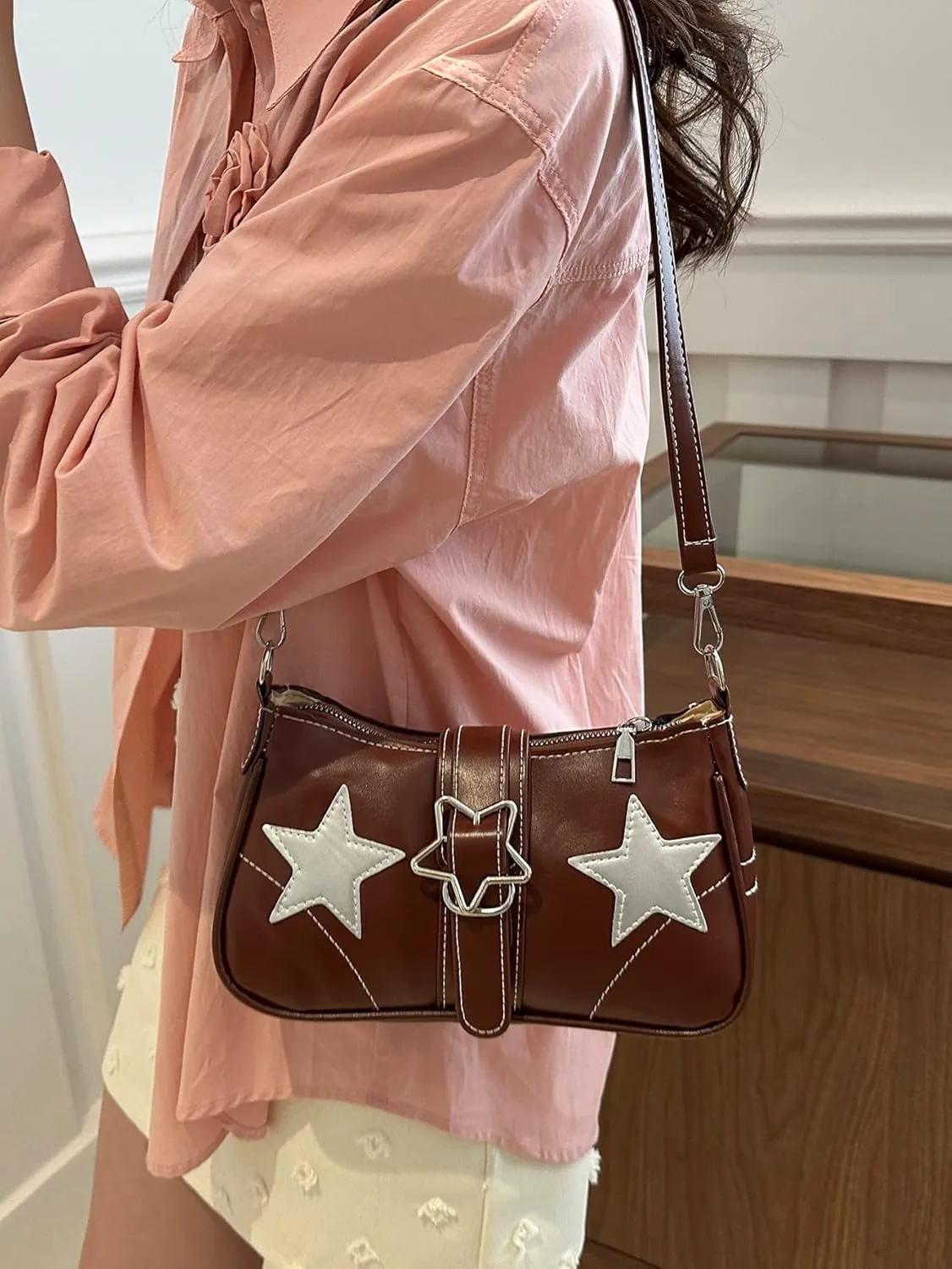 Verdusa Women's Y2K Punk Shoulder Handbags Star Pattern PU Leather Underarm Bag